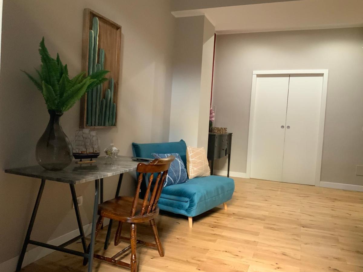 Beautiful Basement-Tony Appartment-In The Heart Of Milaan Buitenkant foto